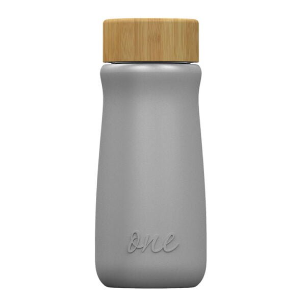 Еко Стъклена Бутилка - ONEconic еко бутилкa от стъкло, бамбук и силикон, която ще накара всички да се обръщат след Вас oт biobabycare.bg